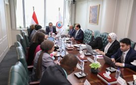 وزير الصحة يبحث مع وفد البنك الدولي تعزيز التعاون في ملف التنمية البشرية
