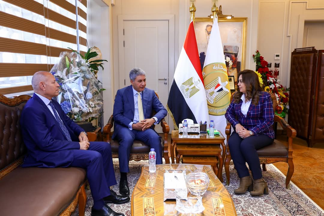 وزيرا التنمية والسياحة يبحثان وضع آلية محددة لتحصيل الرسوم من المنشآت الفندقية والسياحية بالمحافظات