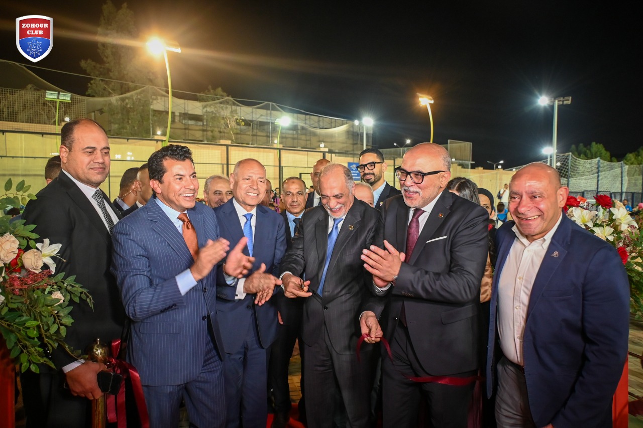 وزير الرياضة ومحافظ القاهرة ورئيس نادي الزهور  يفتتحون 9 ملاعب بفرع مدينة نصر  
