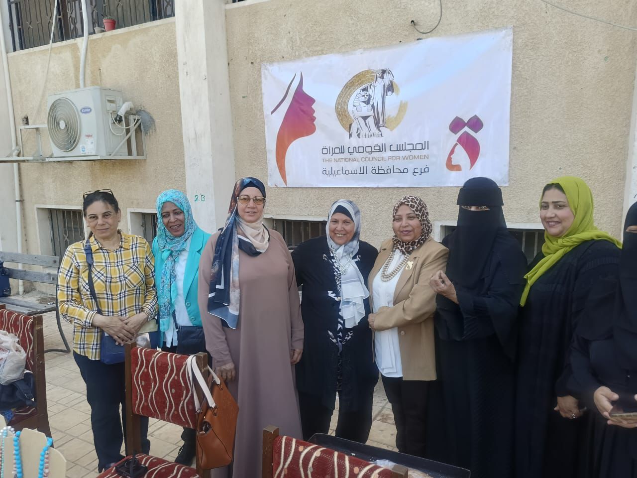 أستمرار معرض قومي المرأة للحرف اليدوية حتي يوم الخميس القادم بجامعة قناة السويس