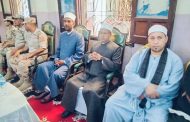 نيابة عن وزير الأوقاف.. مدير مديرية أوقاف الإسماعيلية يقدم واجب العزاء لأسرة الشهيد البطل الرائد طيار محمد السيد سليمان