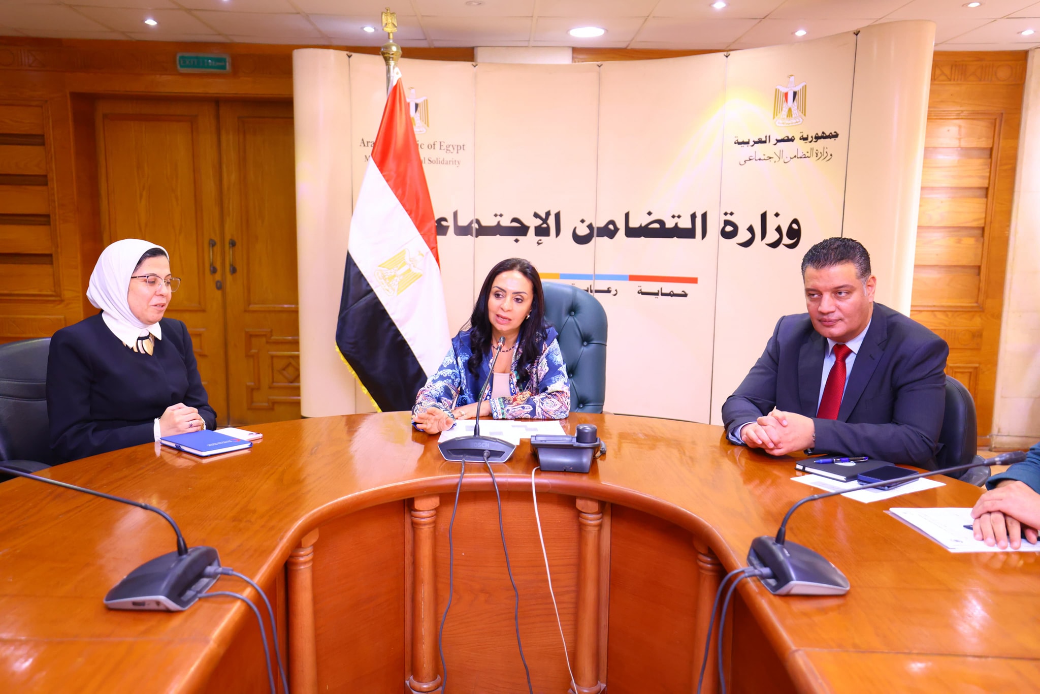 وزيرة التضامن تلتقي أعضاء البعثة الإشرافية لحج الجمعيات الأهلية