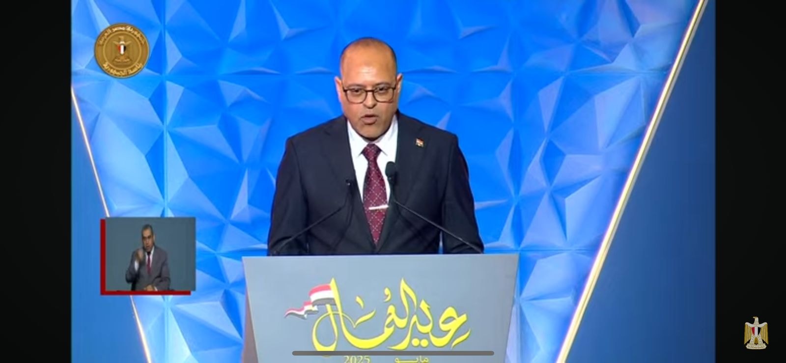 جبران : التكليفات الرئاسية في مجالات العمل محل تنفيذ على أرض الواقع.. وهدفنا تحقيق بيئة لائقة لصالح العمال وأصحاب الأعمال