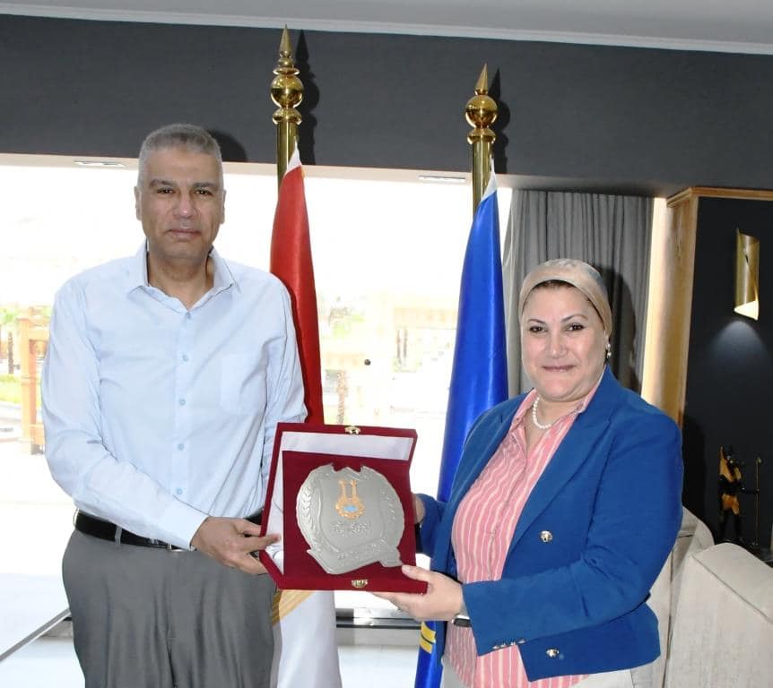 رئيسة المجلس القومي للطفولة تشهد فعاليات أنشطة المبادرة الوطنية لتمكين الفتيات 