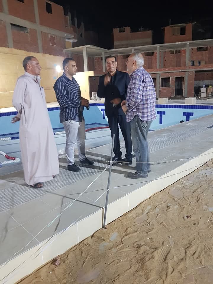 الفرماوى يتفقد الأعمال الإنشائية لحمام السباحة بمركز شباب أجهور الكبرى