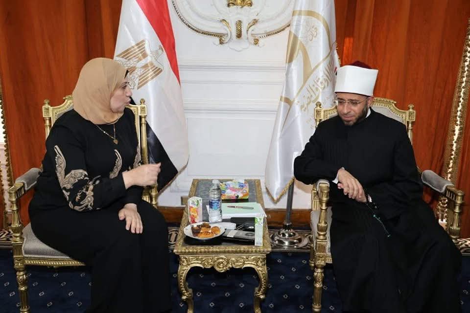 وزير الأوقاف يستقبل عددًا من أعضاء مجلس النواب