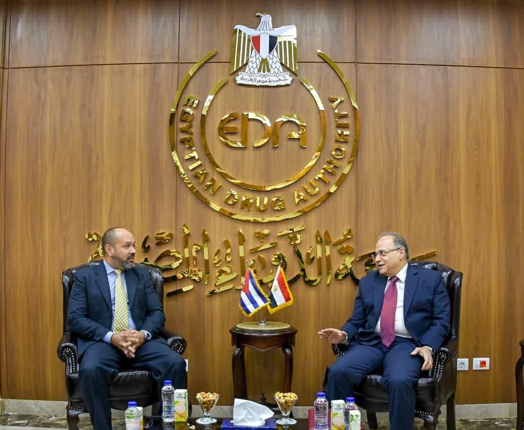 الغمراوى ببحث آفاق الشراكة في التصنيع الدوائي ونقل التكنولوجيا مع كوبا