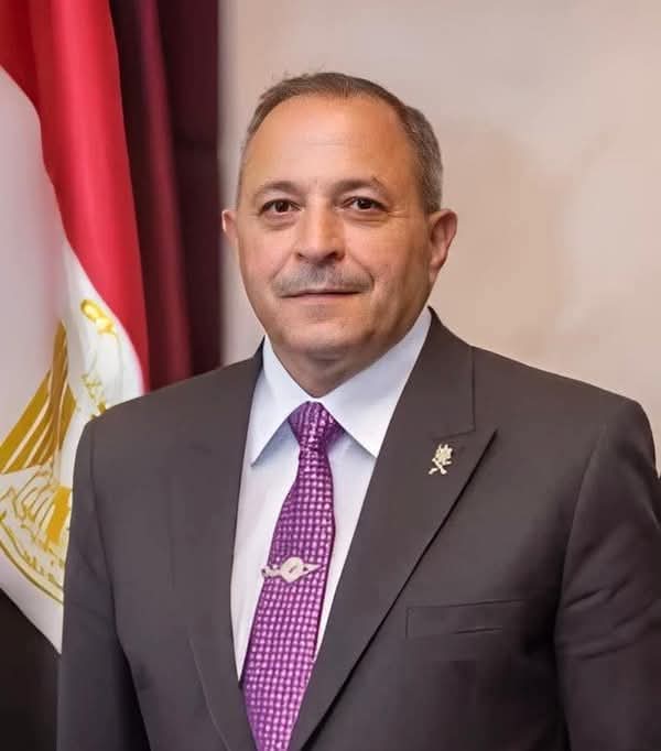 محافظ بورسعيد يوجه بالتدخل فوري لبحث الحالة الاجتماعية للأطفال لتوفير بيئة صحية وآمنة لهم
