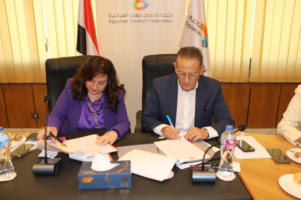 بروتوكول تعاون لتأهيل الخريجين ورفع كفاءة العاملين بالسياحة