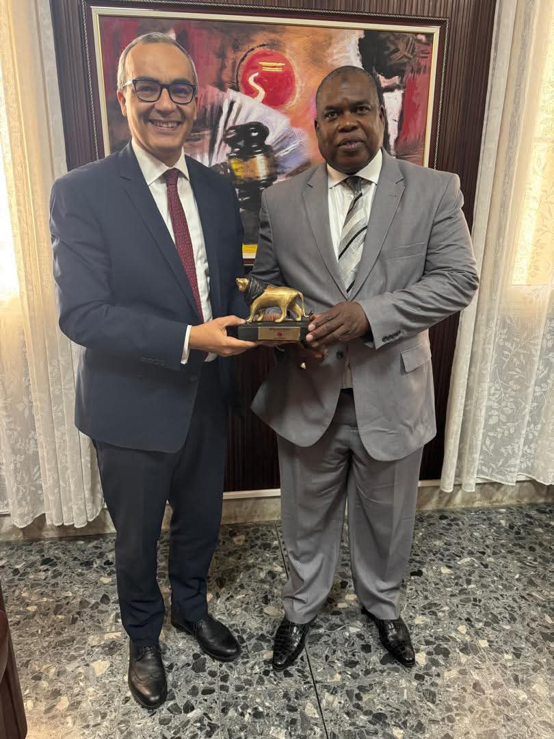 السفير المصري يلتقي برئيس المحكمة العليا السنغالية لبحث سبل التعاون القضائي بين البلدين