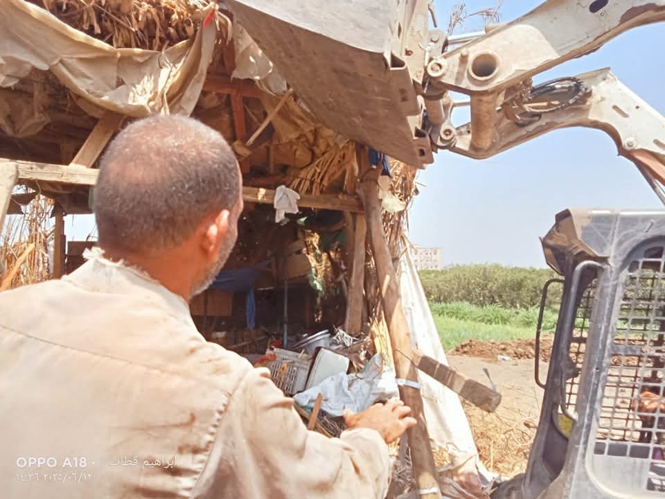 ضمن المرحلة الموجة 26 لازالات التعديات والمخالفات على أملاك الدولة والأراضي الزراعية بمركز كفر شكر
