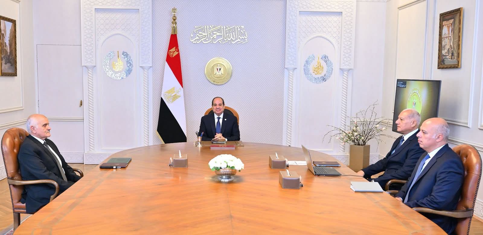 الرئيس السيسى يصدق على إطلاق مبادرة 