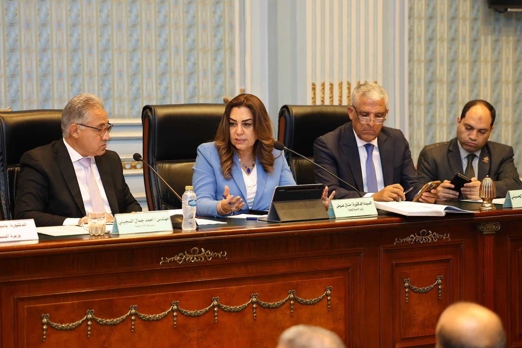 عوض: إنفاق حوالى 4.8 مليار جنيه على مشروعات البنية التحتية بالمحافظات