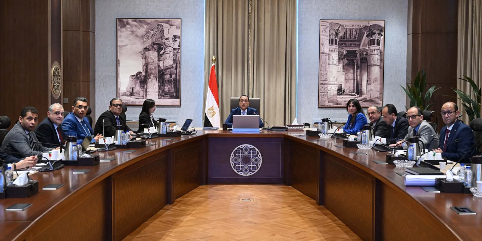 مدبولي يتابع مع محافظ البحيرة تطوير 