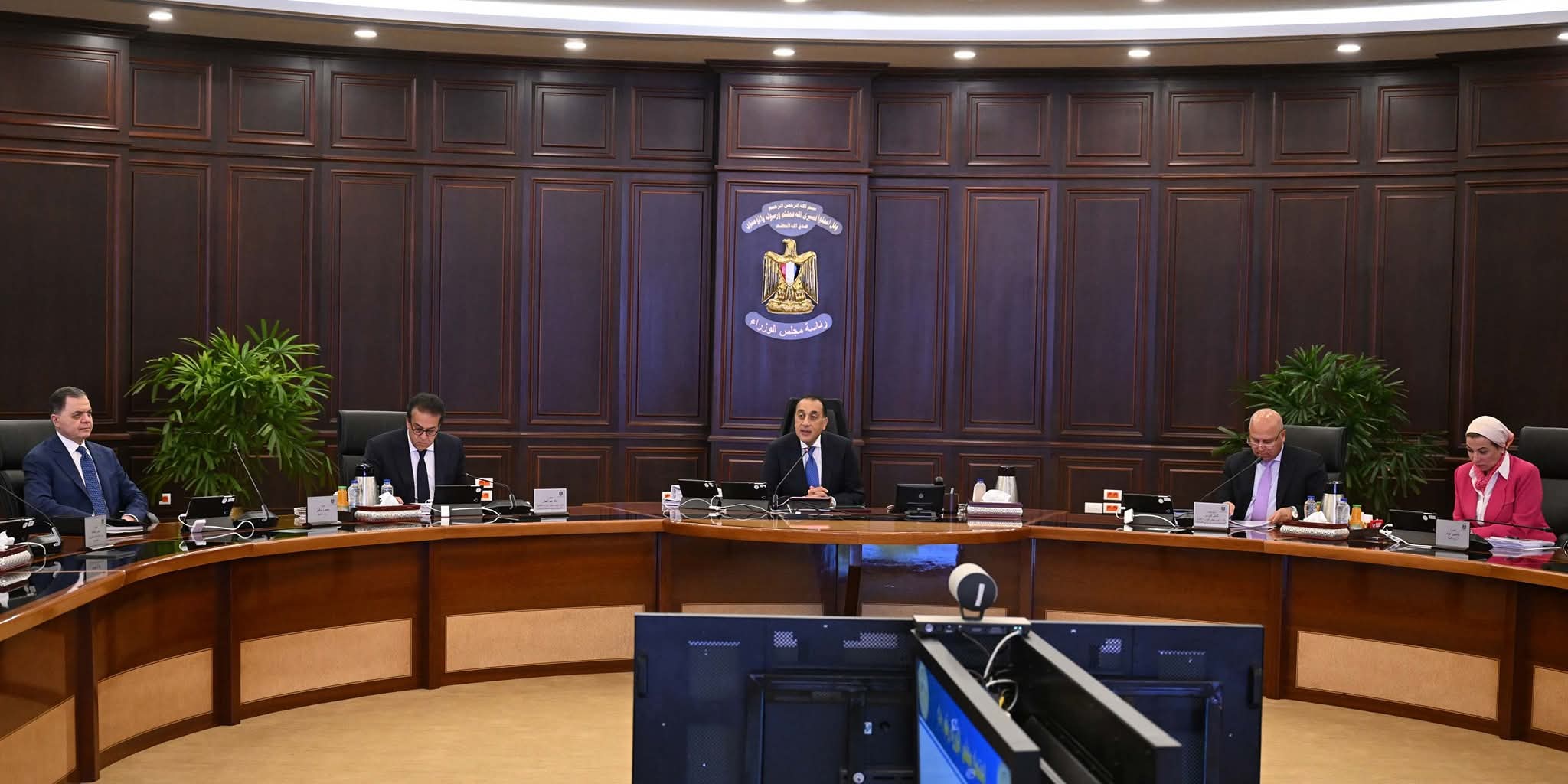 رئيس الوزراء: الجمعة المقبل سيتم استئناف ضخ الغاز لعدد من المصانع