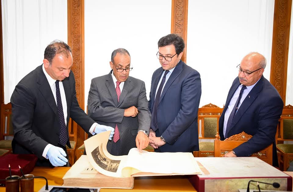 وزير الخارجية يؤكد الحرص على دعم المكون الثقافي فى العمل الدبلوماسى