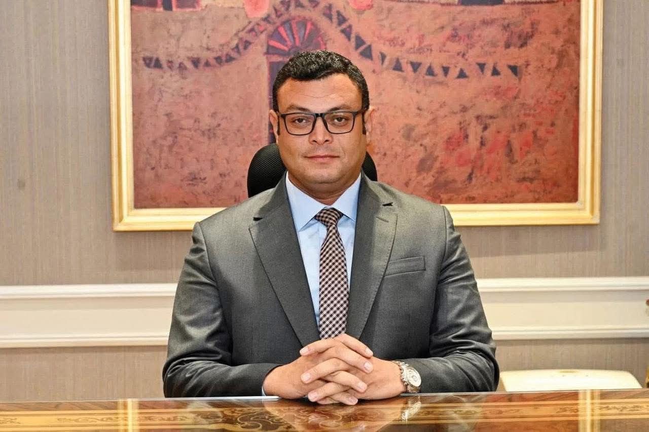 الشربينى: افتتاح وتشغيل القطاع الرابع من إزدواج طريق سيوة / مطروح