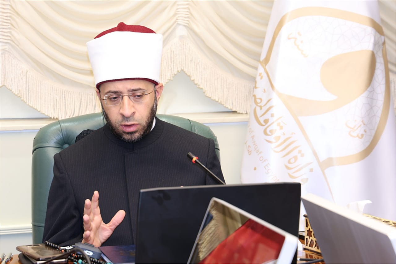 وزير الأوقاف يجتمع بمديري المديريات الإقليمية لمتابعة سير العمل