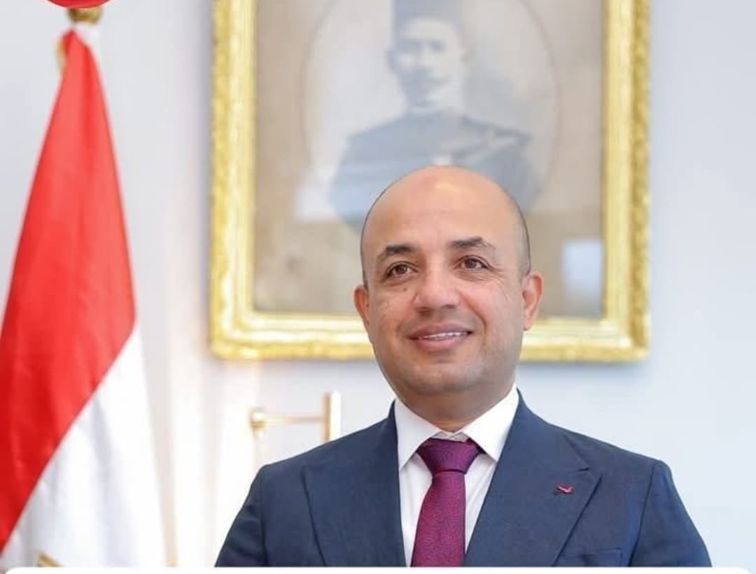 أهالى بنى سويف يشكرون إسماعيل موسي لإعادة تاهيل شقة محترقة