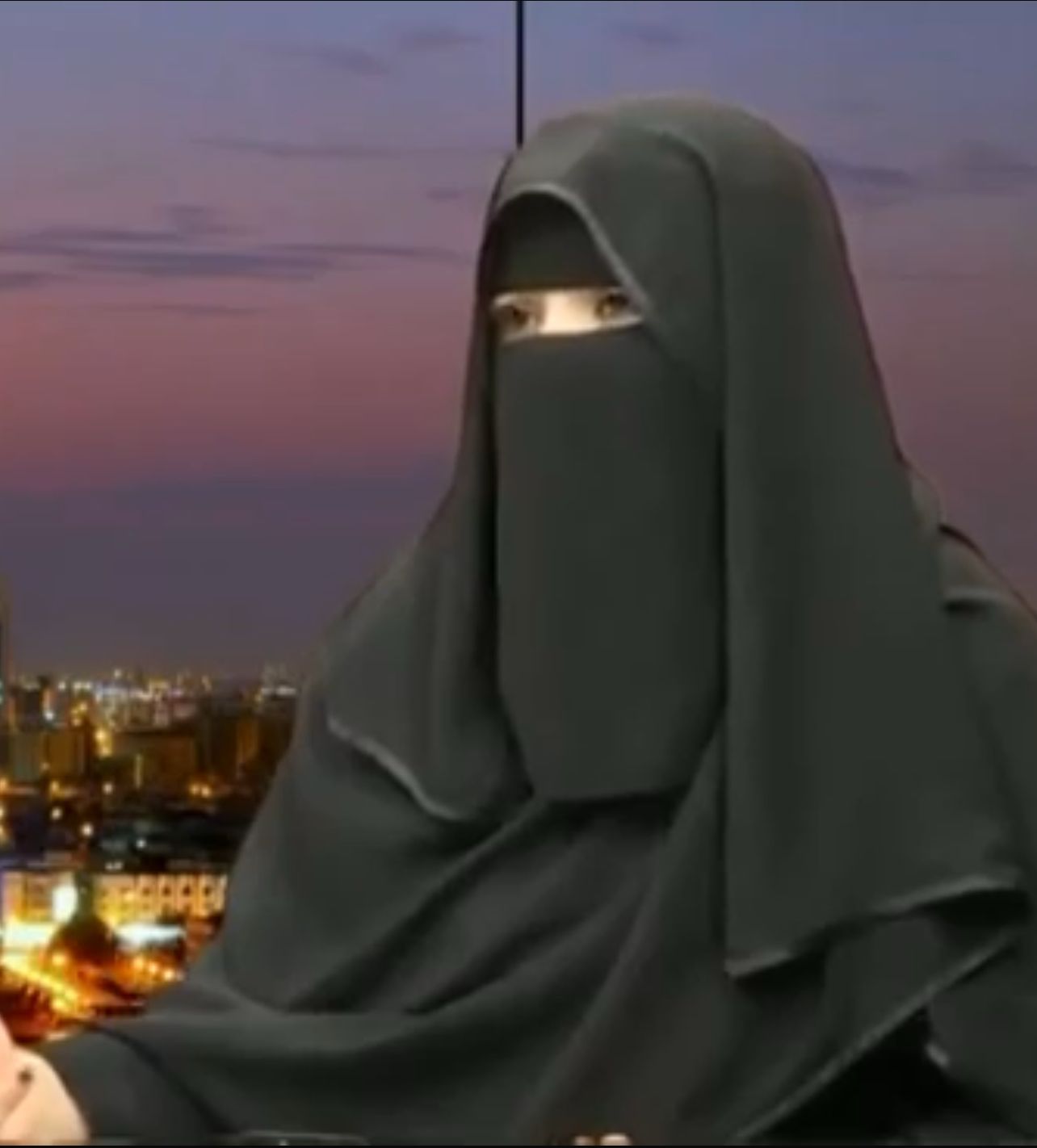 نور الهدي الجمال تكتب.. المرأة والقيود الاجتماعية