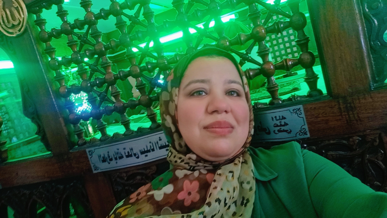 دعاء محمود تكتب.. تراتيل عاشقة