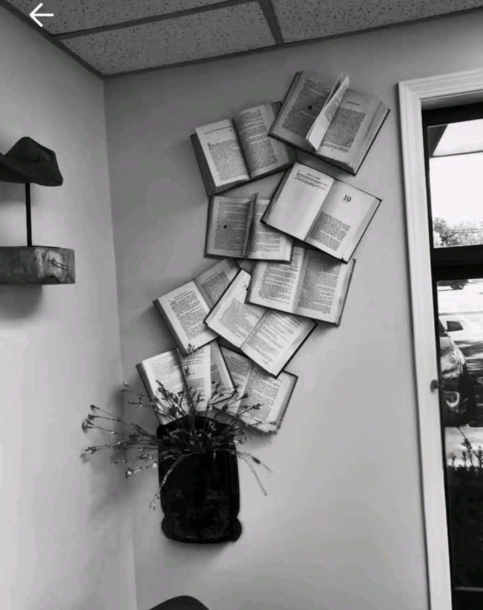 نجلاء محجوب تكتب.. بينَ السُطورِ..