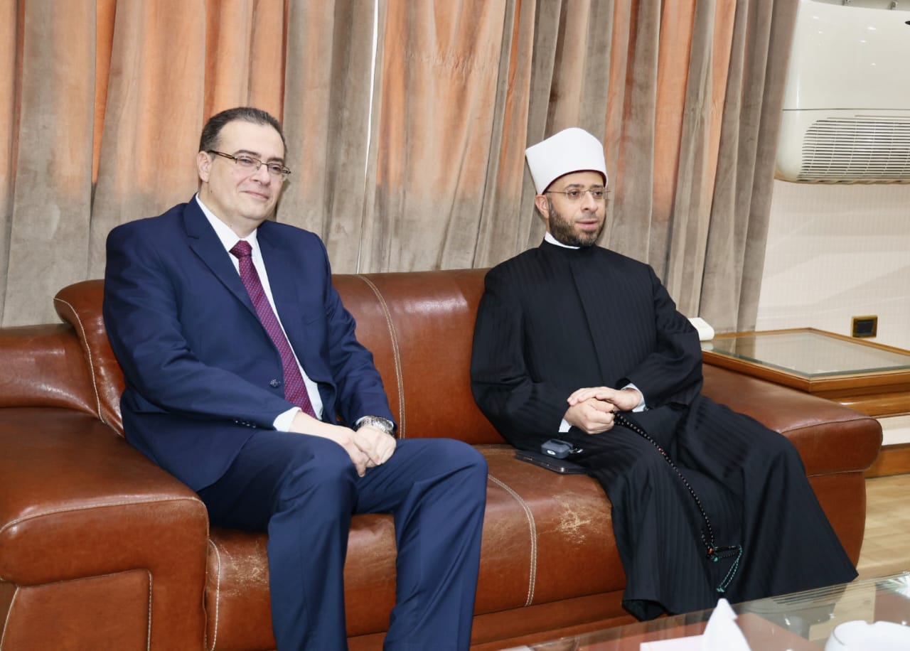 وزير الأوقاف ورئيس 