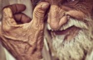 ما سر رائحة كبار السن المميزة؟