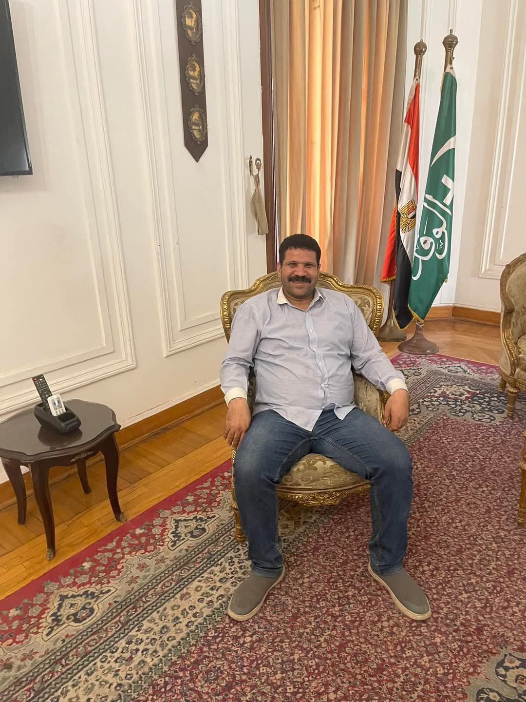 يوسف عبداللطيف يكتب: البرلمان للبيع .. و