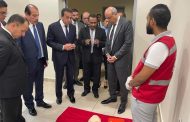 وزيرا الصحة والطيران  يتفقدان عيادات الحجر الصحي وأجهزة إزالة الرجفان القلبي