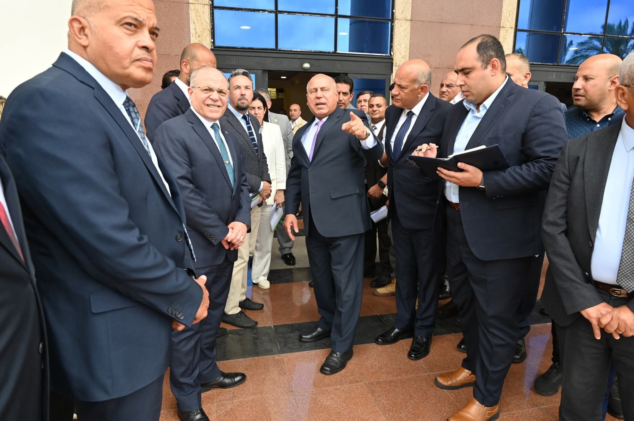 الوزير :    دور هام وبارز لكل قطاعات النقل في تعظيم ودعم وتنشيط منظومة السياحة في مصر