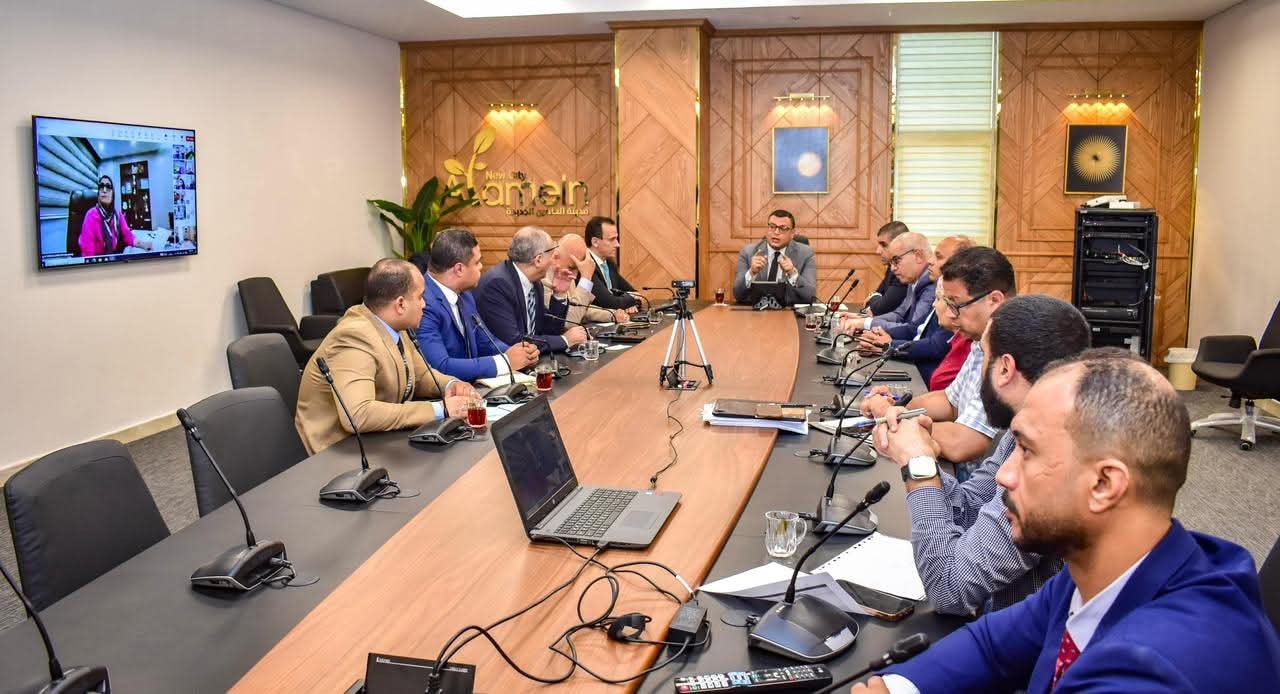 الشربيني يصدر حزمة من التوجيهات بصيانة الطرق وتطبيق معايير السلامة للحد من الحوادث