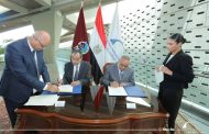 رئيس جامعة الفيوم يوقع اتفاقية تعاون مع مكتبة الإسكندرية