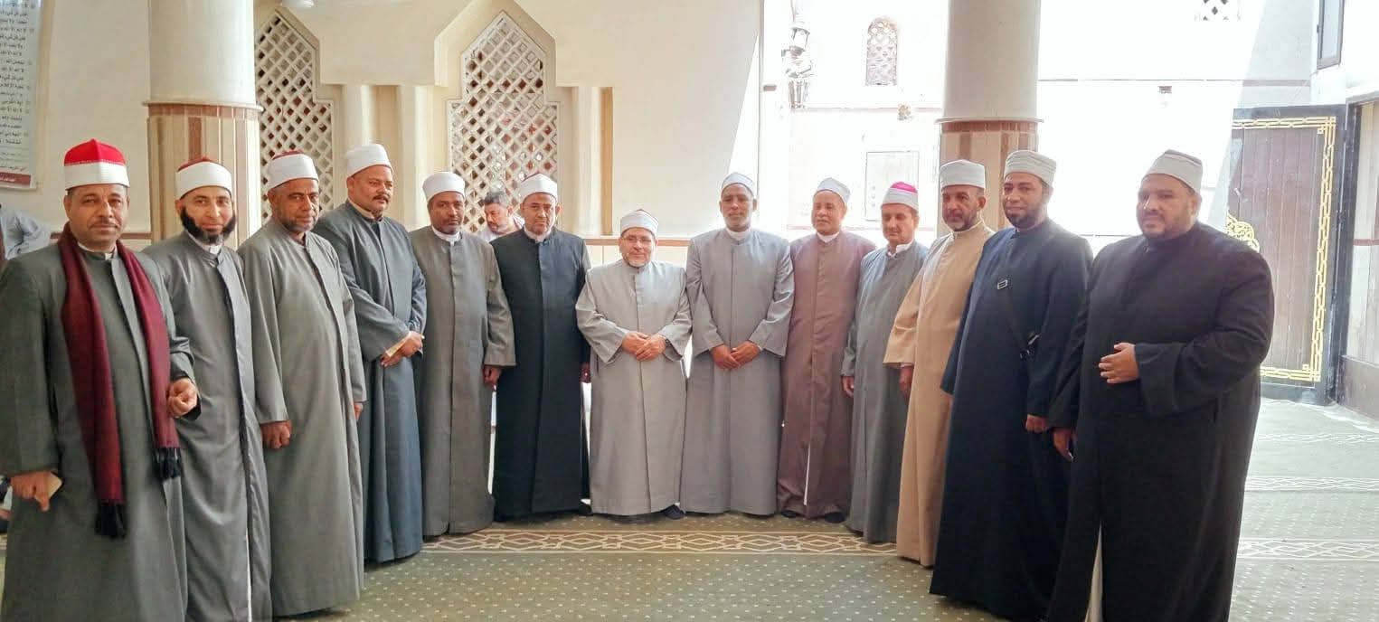 الأوقاف تطلق قوافل دعوية موسعة إلى مختلف محافظات الجمهورية