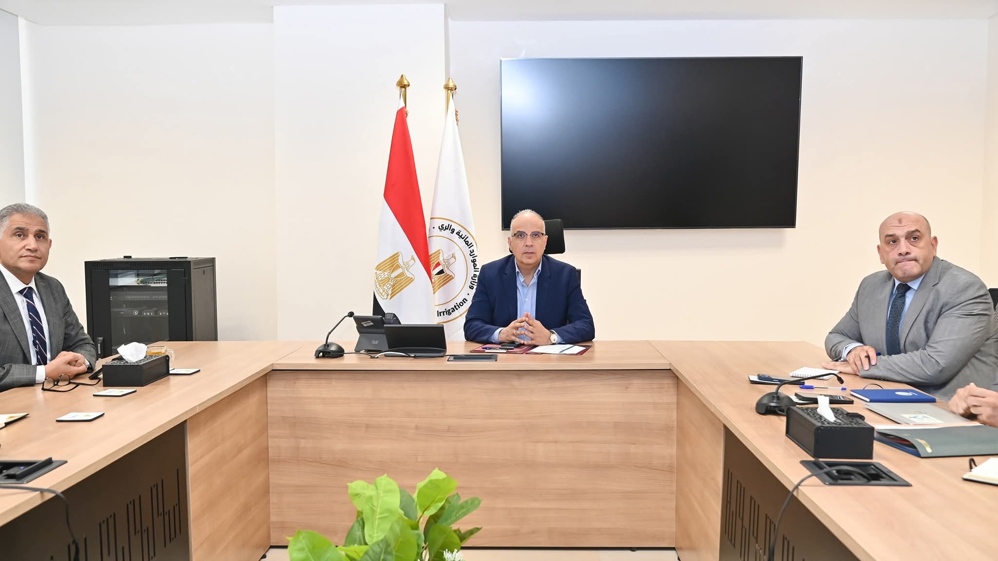 الري يتابع 