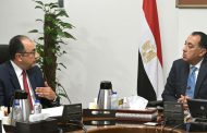 رئيس الوزراء يتابع مع وزير قطاع الأعمال العام عدداً من ملفات العمل