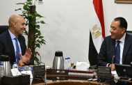 الحكومة: تطوير 94 منهجًا لجميع المراحل التعليمية والاستعانة بكبار الأكاديميين لمراجعة المناهج المُطورة