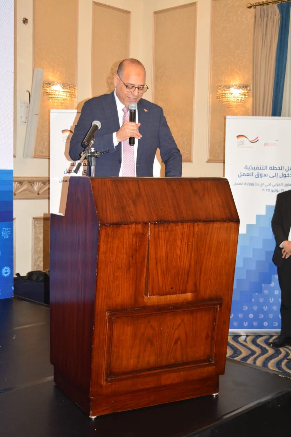 جبران : تطوير آليات التشغيل وتعزيز فرص العمل اللائق