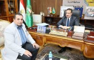 محافظ المنوفية يقدم التهنئة لمدير مديرية الشباب والرياضة بعد تجديد الثقة