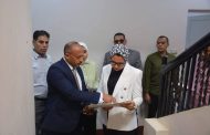 نائب محافظ الوادي الجديد تتابع سير اختبارات المتقدمين لمنحة الهند