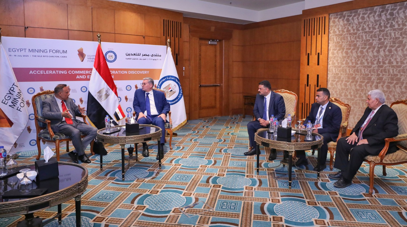 بدوى يستقبل رئيس مجلس إدارة شركة مناجم النوبة العاملة فى مجال التنقيب وإنتاج الذهب