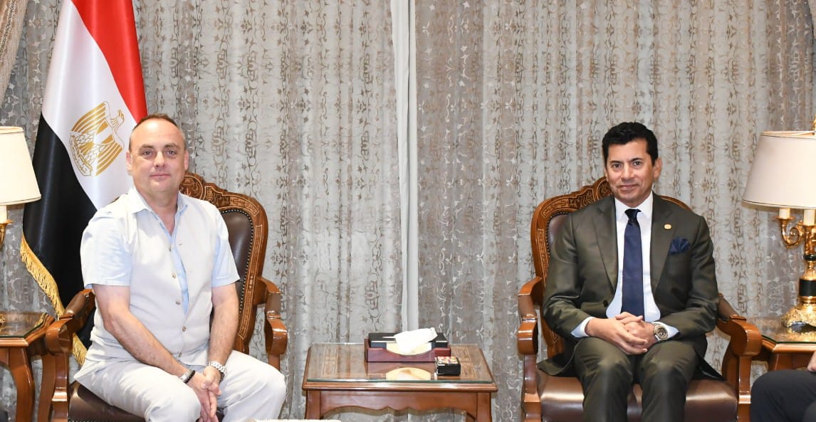 وزير الشباب يلتقي الممثل المقيم لصندوق الأمم المتحدة للسكان في مصر