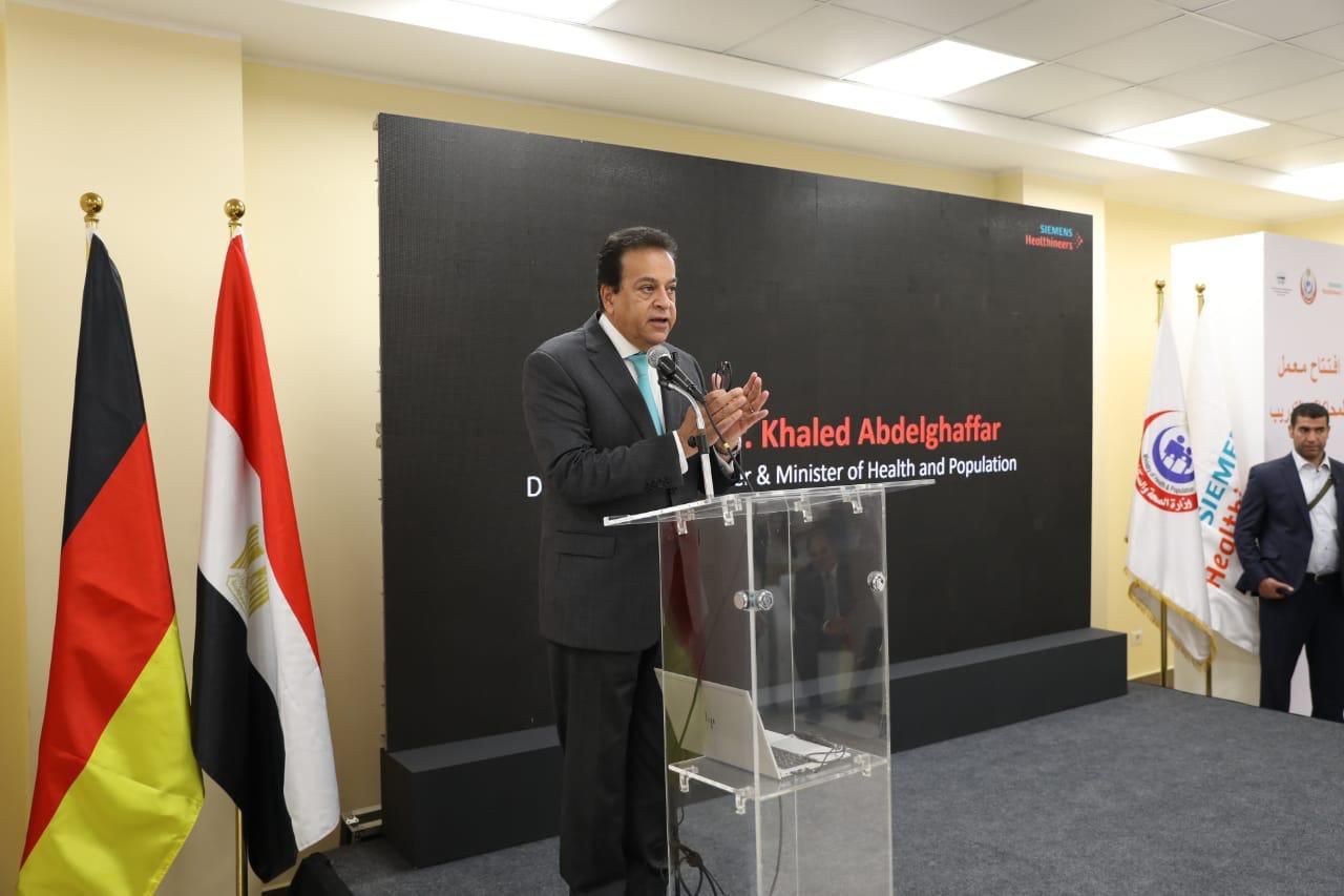وزير الصحة ومحافظ الإسماعيلية يفتتحان أول معمل محاكاة متطور بالمعهد الفني الصحي