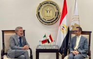 الخطيب يلتقى سفير دولة إيطاليا بالقاهرة لبحث سبل تعزيز العلاقات الاقتصادية بين البلدين