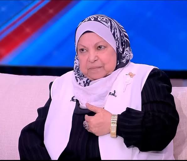 جامعة الأزهر تحيل الدكتورة سعاد صالح إلى التحقيق لظهورها الإعلامي دون تصريح