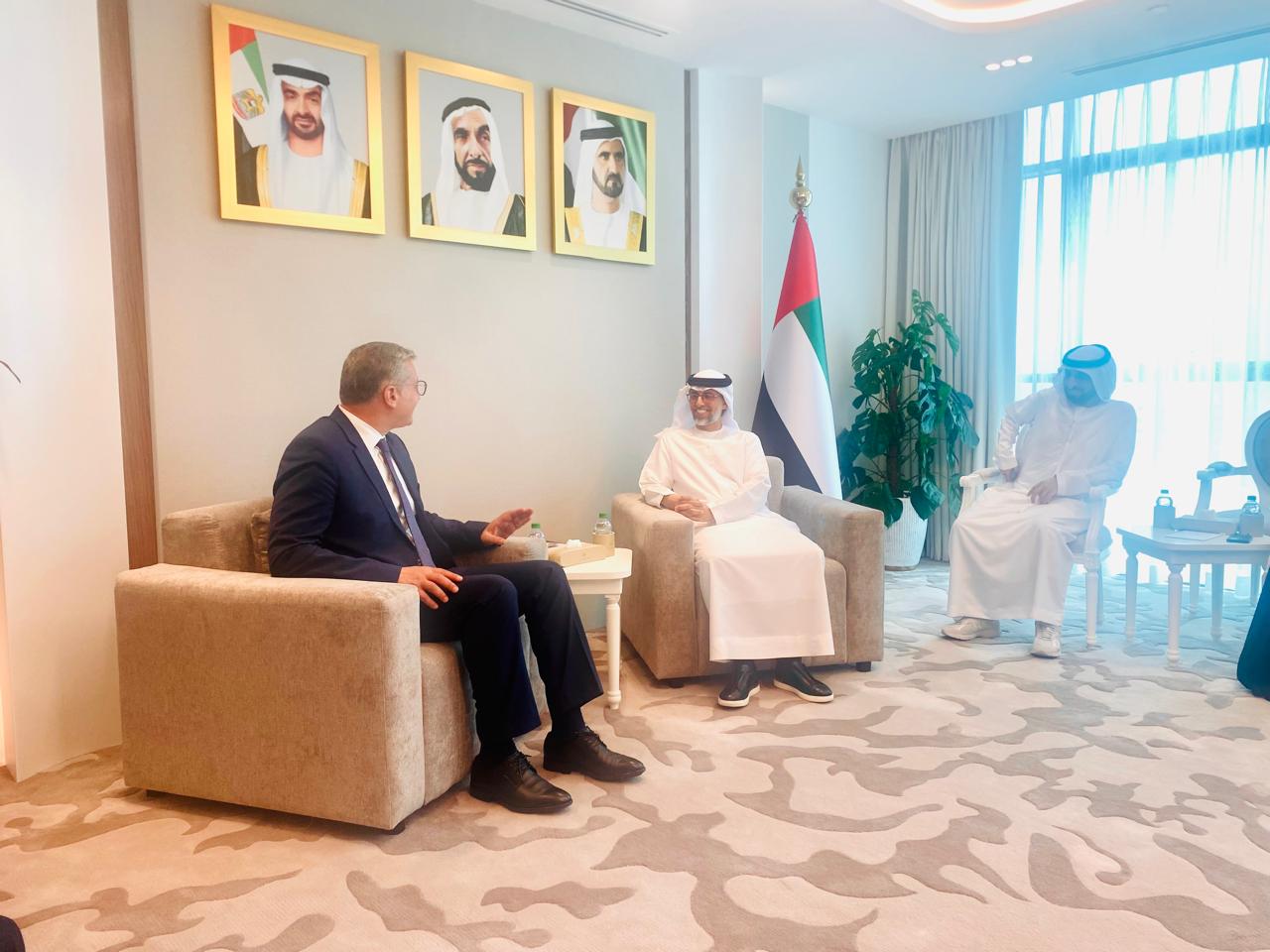 بدوى يبحث تعزيز التعاون الإقليمي والدولي مع الامارات لتأمين مصادر الطاقة