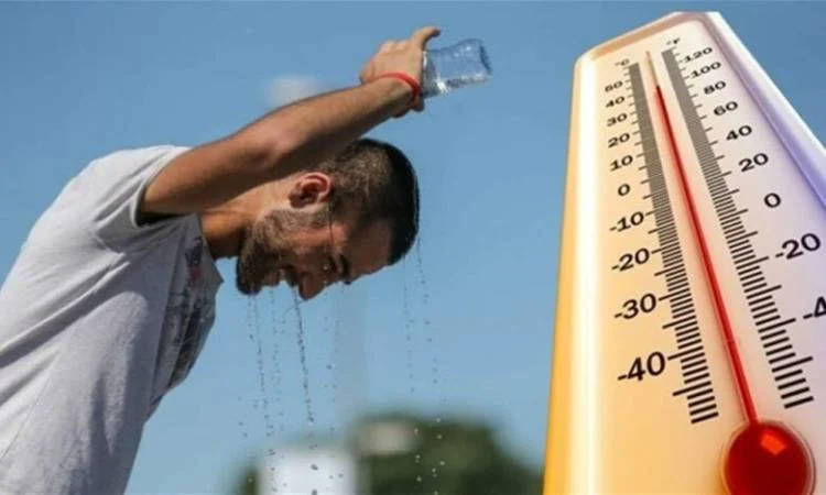 مصر على صفيح ساخن: ذروة الموجة الحارة غدًا.. والقاهرة تلامس 40 درجة!