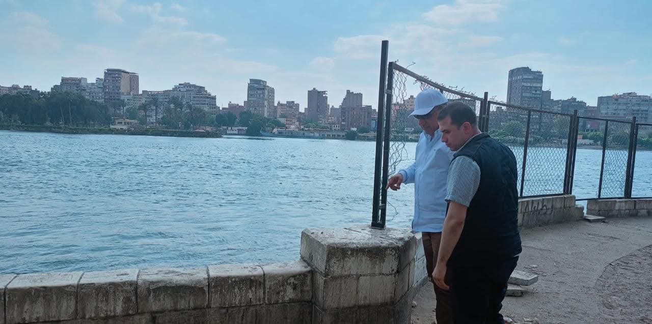 عصمت يتفقد مواقع العمل على إضافة مصدر تغذية ثالث إلى محطة محولات جزيرة الدهب عبر نهر النيل