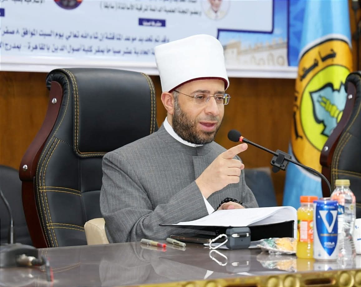 وزير الأوقاف يشارك في مناقشة رسالة ماجستير بكلية أصول الدين بالقاهرة