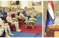 وزير الدفاع يلتقى بعدد من مقاتلى المنطقة الجنوبية العسكرية